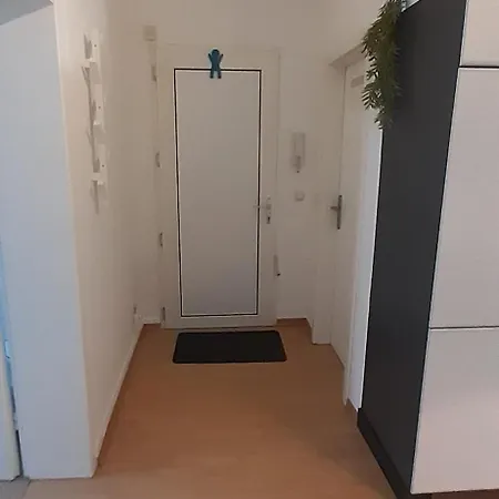Lichtdurchflutetes Mit Parkplatz Lägenhet *