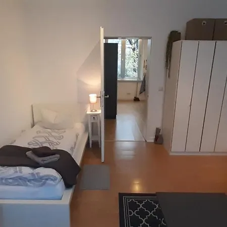 Apartment Lichtdurchflutetes Mit Parkplatz *